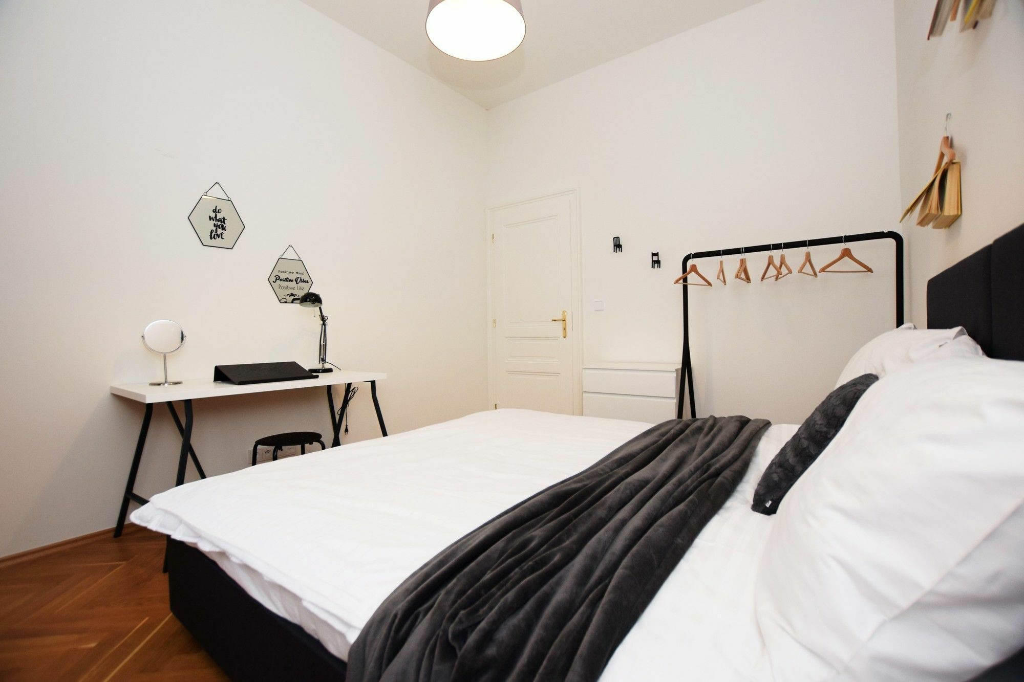 Apartment Rehorova Prague